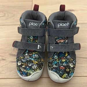 Plae shoes